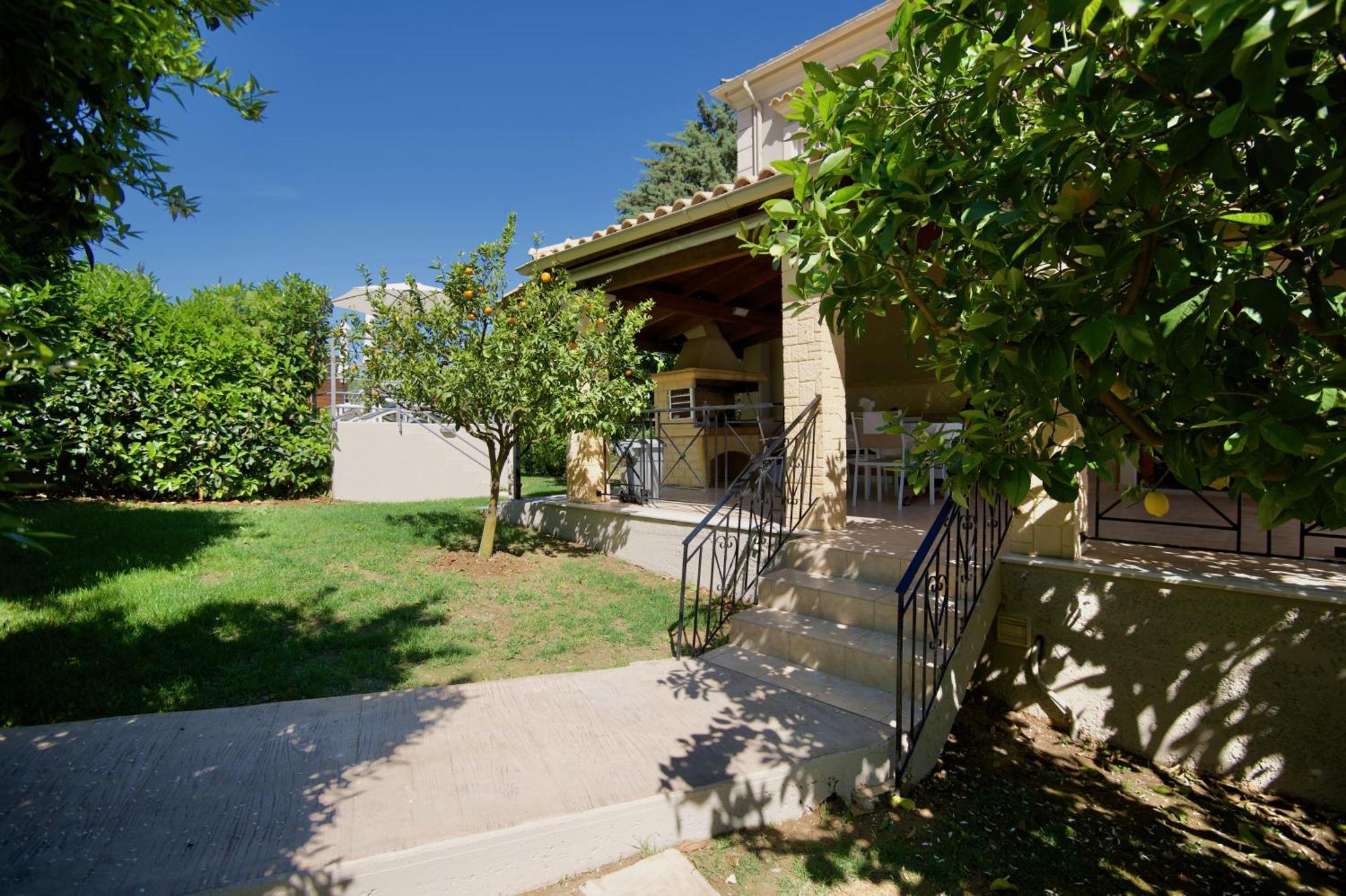 Villa Natilia Gazatika Экстерьер фото
