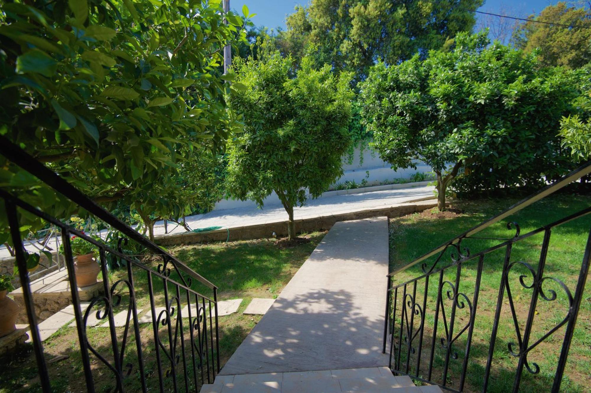 Villa Natilia Gazatika Экстерьер фото